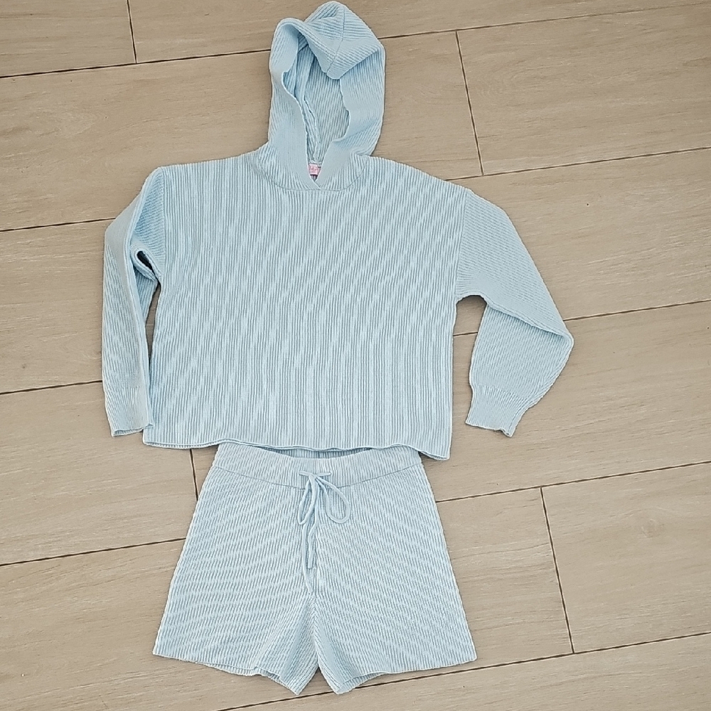 Pink Lily Light Blue Lounge Set